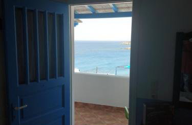 Aigaio View Studios & Rooms - Foto 3