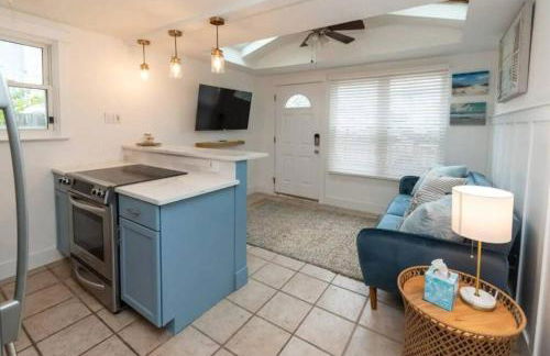 Cozy Margate Cottage - 3 blocks to the Beach! - Foto 19