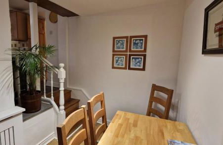 Two bedroom character cottage - Photo 15