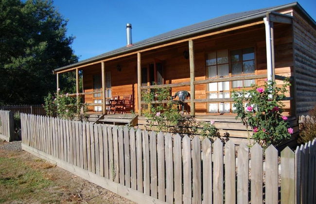 Sanctuary Park Cottages - Photo 18