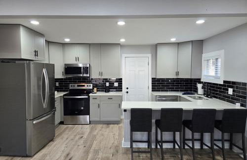 The Silver Villa - 2 King Beds Minutes from Downto - Foto 19