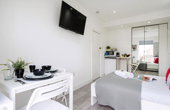 The Armadale Road Residence II - Photo 8