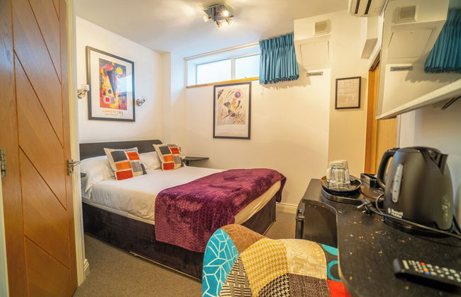 Pod Rooms - Nell Gwynn House Apartments - Photo 42