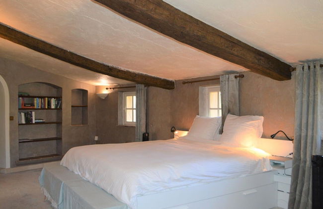 Cosy Holiday Home With Pool in Callian - Photo 2