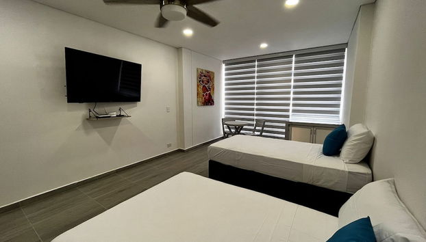 HERMOSO ESTUDIO 311 BY PARCEROS GROUP - Foto 3, Habitación