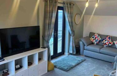 Oaklodge House - Photo 12