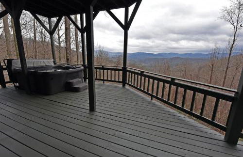 Over The Moon | Blairsville GA - Foto 26