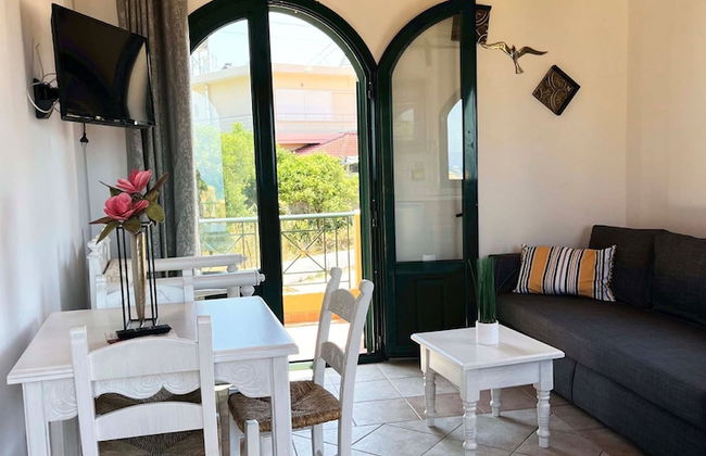 Skandalis Apartments With Pool - Photo 36