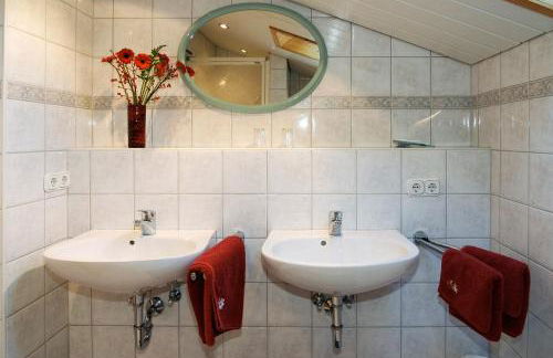 Ferienwohnungen Helga Mayer inkl. Chiemgaukarte - Foto 16