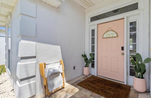 Steps to the beach & close to 30A! Private pool with sundeck & putt putt golf! - Photo 28