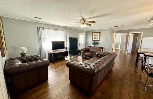 Cottage 17- Lees Ford Marina - Photo 1