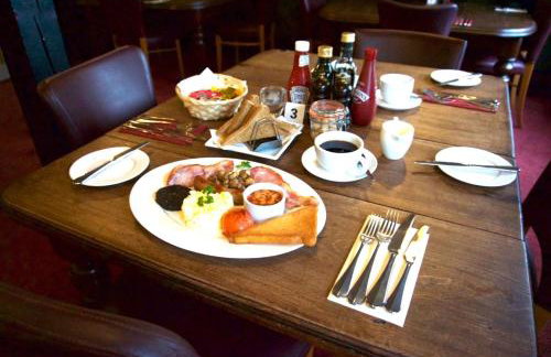 Wayford Bridge Inn Hotel - Photo 14