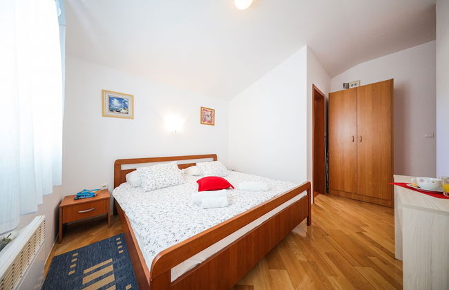 Luton Apartments, Zadar - Kozino, Heated Pool & Hot Tub - Photo 11