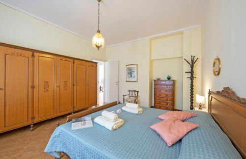 Angela -Terrace & beautiful View lake - Happy Rentals - Foto 16