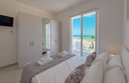 Fronte Mare con Parcheggio by Host Hero - Foto 25