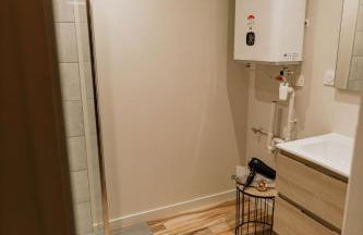 UM studios - Charmants studios tout équipé - wifi - Foto 26