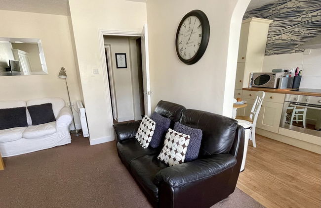 Fayvan Apartments - Photo 31