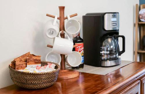 Historic Home in Ohio City Near W25! - Foto 18