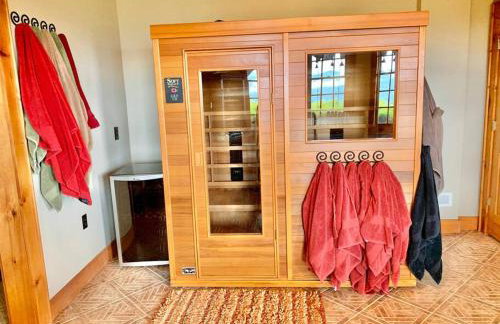 LUXURIOUS TN Mtn Lodge- Sleeps 22+, Hiking & Lake - Photo 37