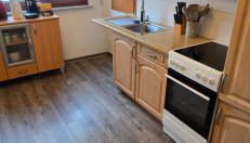 Burg Apartment mit Badewanne und Balkon - Photo 5