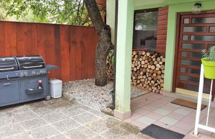 House in center of Gospic with big garden - Photo 41