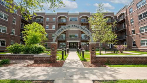 HUGE New Apartment, Free Parking, Near Mayo! - Foto 4