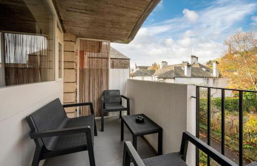 Royal Mile Retreat - Photo 4