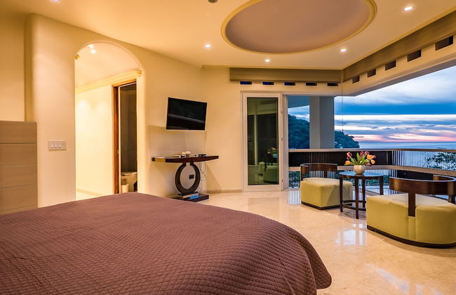 Fully Staffed, Beach Frontage Luxury Villa - Foto 75