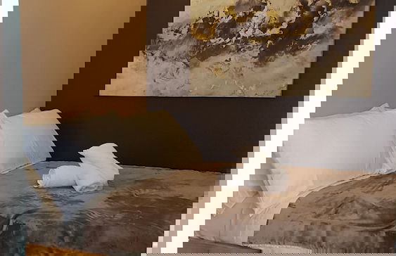 The Peak Tower in heart of Makati CBD - Foto 1