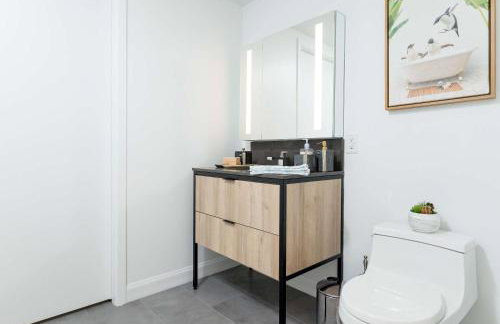 Central 1BR Apartment Assembly Square Pool Gym Parking Sleep 5 - Foto 16