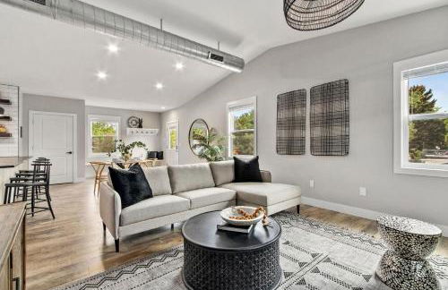 Spacious Downtown Apartment – Walk to Old Town Fc! - Foto 13