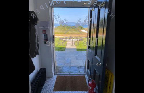 House of Juniper - Luxury Accessible Apartment - Photo 10