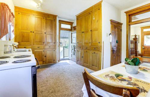 Groups Welcome! Historic Queen Anne Gem in Garrett - Foto 9