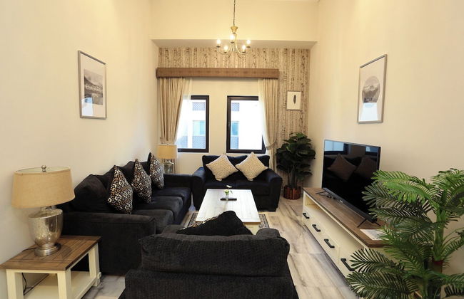 Marbella Executive 2 Bedrooms - Photo 1
