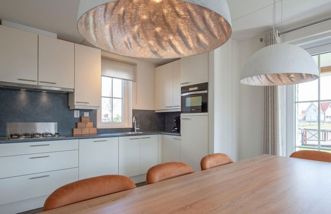 Villa in Cadzand-bad Near North Sea Beach - Photo 3