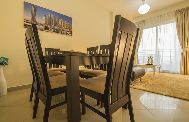 Deluxe Apartment with Lake View - Photo 16