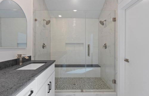 Spacious, modern home with loft, 15 minutes from Downtown Houston - Foto 22