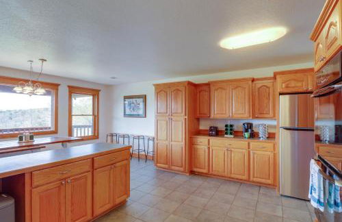 Mountain Views and Shared Pool Ozarks Family Home - Foto 10