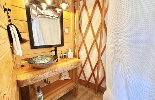 Yurt Overlook #7 with AC and Private Bath 2 Kings - Foto 18