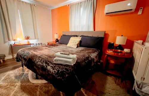 Giggling Creek Cottage - BedJet! King Sized! Gazebo, 45 Acres, Arcades, Nintendo, more - Photo 12