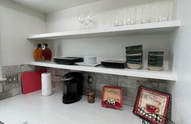 The Royal Room at Galleria - Foto 32