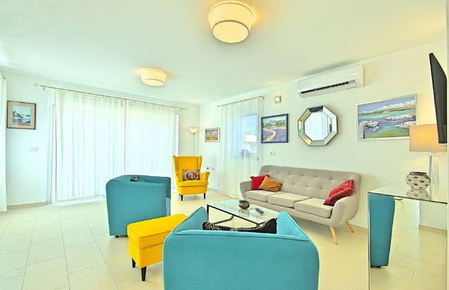 Peaceful Villa in Sveti Lovrec With Swimming Pool - Foto 6