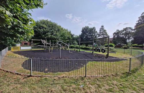 Redhill,Sleeps9,Parking,17minsLGW30 to London - Foto 46