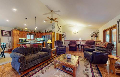 Manitowish Mike’s - Photo 3