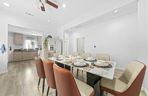 Great Location Oasis w Huge Backyard Near DTLA ,USC ,Ktown - Foto 1