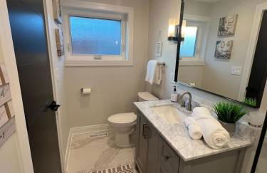 Casa 22 Luxury & Modern 3BD 2BA Home in Skokie - Photo 45