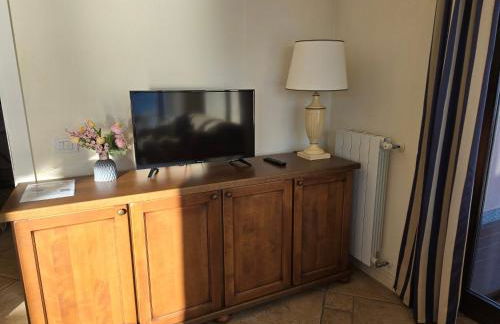 Lago Maggiore - Traumbalkon mit Seeblick & Pool und 2 SZ - Foto 22