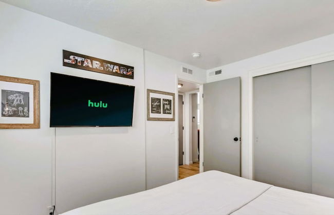 Convenient 2BR Apt w Covered Parking SLC - Foto 22