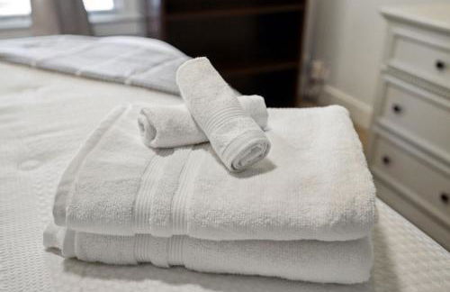 East Nashville Sweetie Near to Downtown 2 Bed 2 Bath with Fenced Yard 30 or more Days by SkyRun Nashville - Foto 6