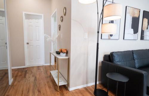 Sunlit 2BR Central Park North elevator & laundry - Foto 30